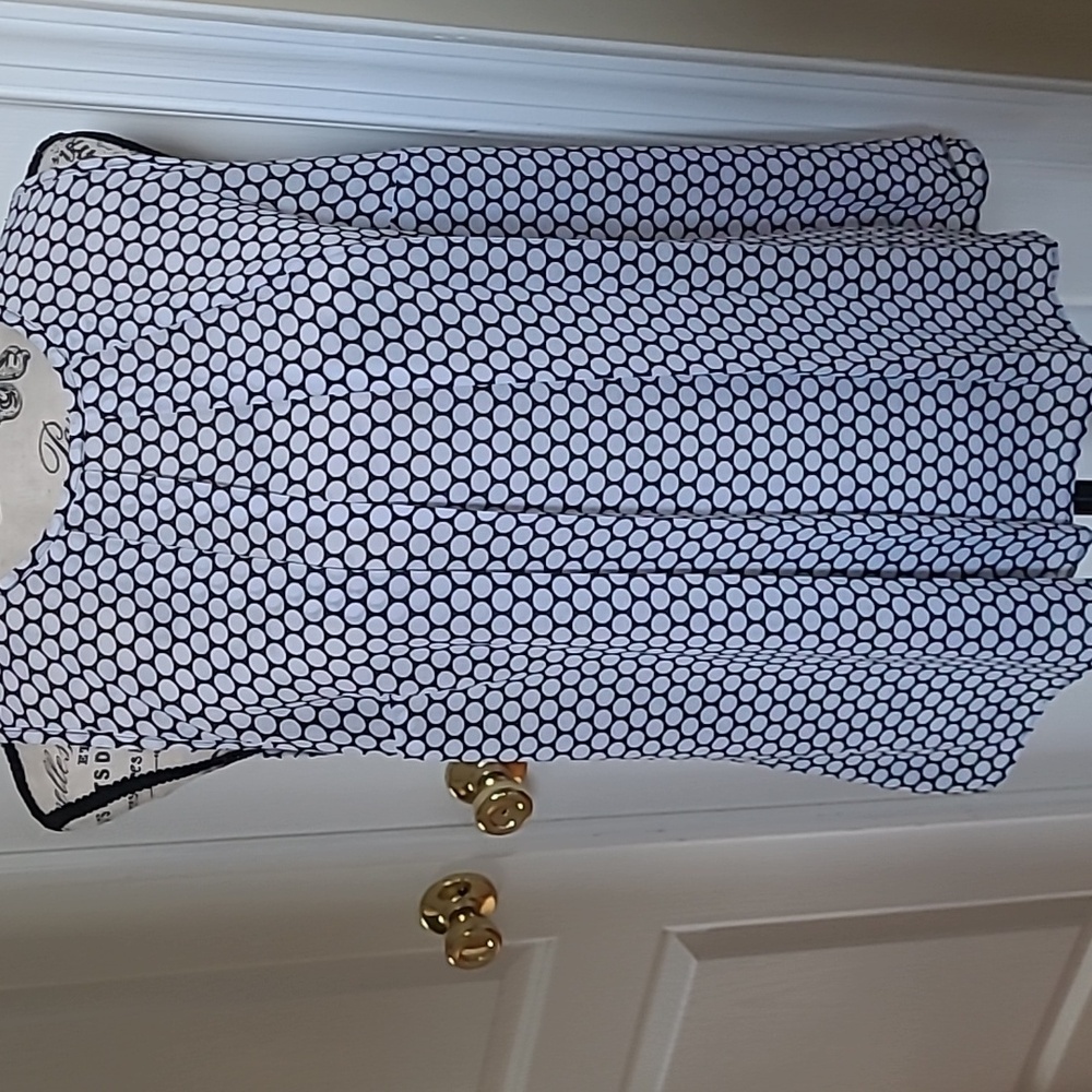 Pleated sleeveless top